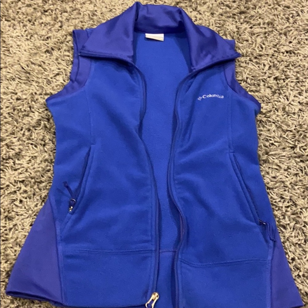 Columbia zip up vest